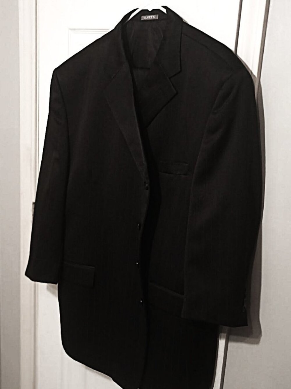 Vanetti Men 2 Piece Black Pinstripe Suit   52R